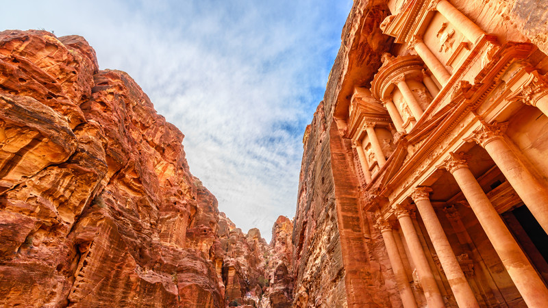 Jordan Packing Guide: Your Definitive List for a Desert Adventure |  Intrepid Travel Blog