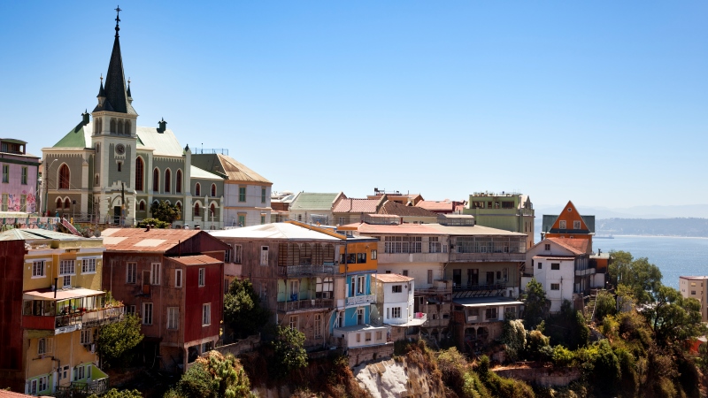 Valparaíso Chile colorful street