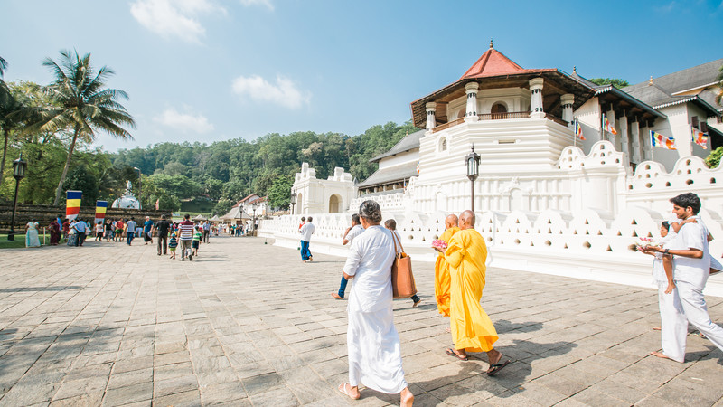 Locals at the Temple of the Tooth, Kandy