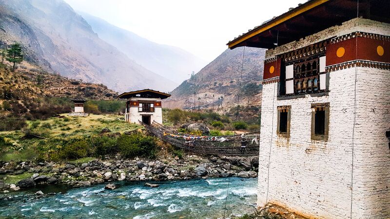 Dzong Paro.