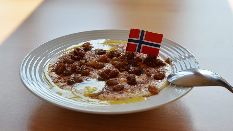 Norwegian sour cream porridge 