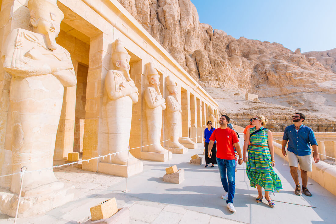 Aussie Adventures in Egypt and Jordan: Unveiling Mysteries of the Past - Navigating the Nile River